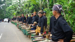 Ribuan Orang Jalan kaki Puluhan Km Ikuti Nyadran Agung Bonokeling